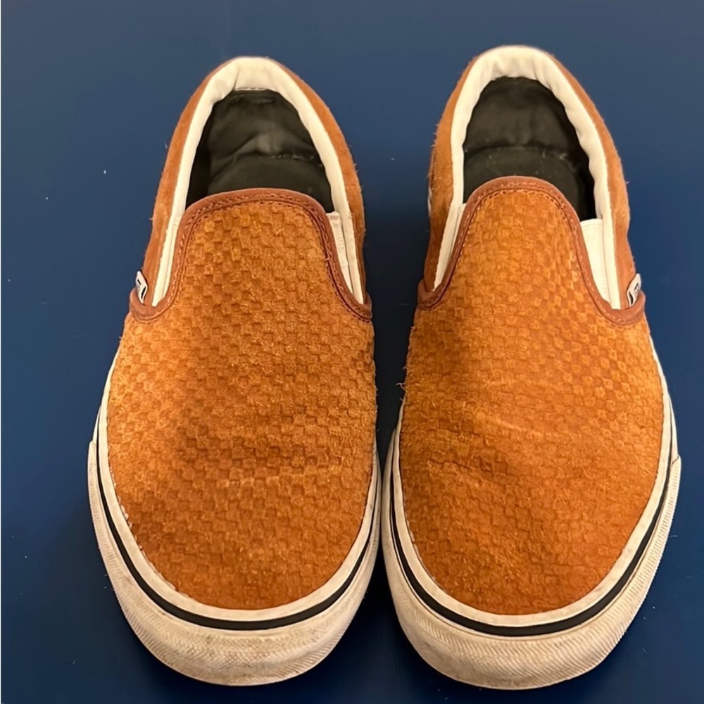 Vans classic slip on embossed suede sequoia